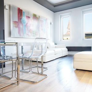 Jewel apartment